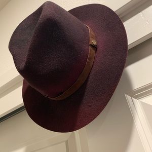 Goorin brothers deep burgundy hat